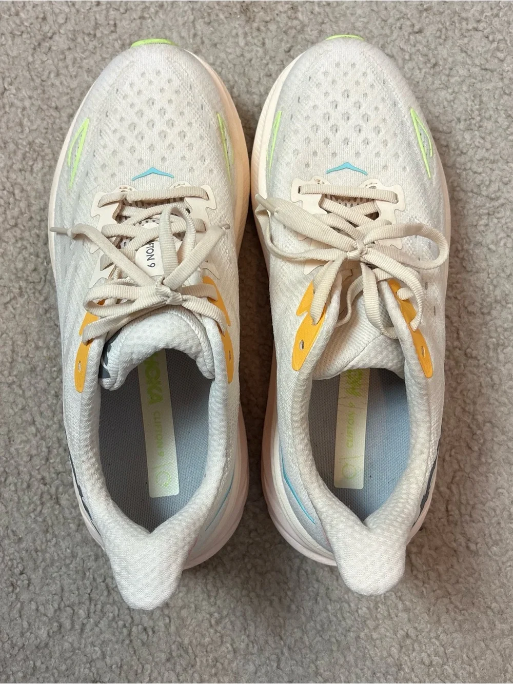 Hoka Clifton 9 women's running shoes in the Vanilla/Astral colorwa - Picture 9 of 9